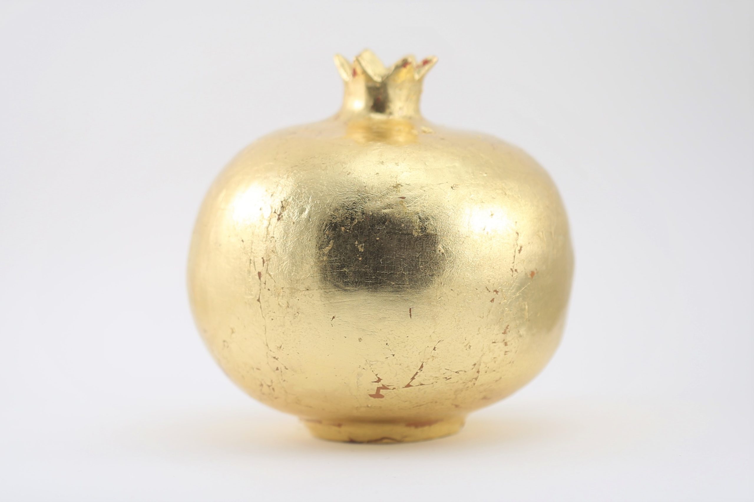 Immagine di vaso scultura melagrana formato medio, colore oro