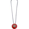 Immagine di girocollo papavero collana artigianale con ciondolo in ceramica a forma di papavero. colore rosso su sfondo bianco